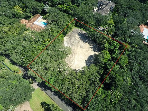 4th image of 10945 Lakeside Dr