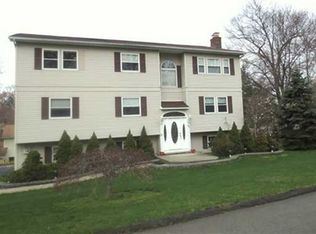 174 New York Ave, Congers, NY 10920