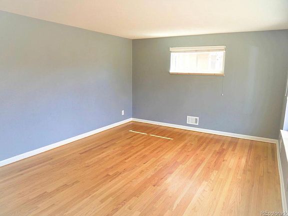 2nd image of 516 Elmira St