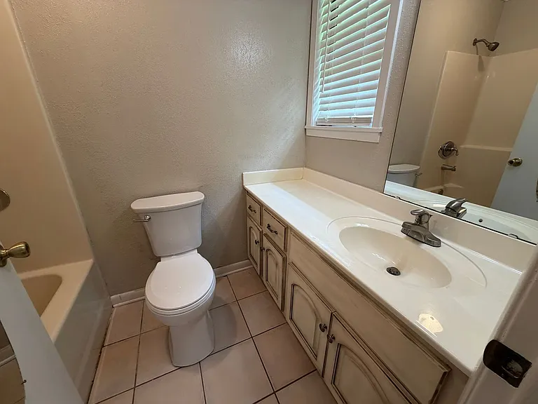 556 County Road 1460 — Photo 15