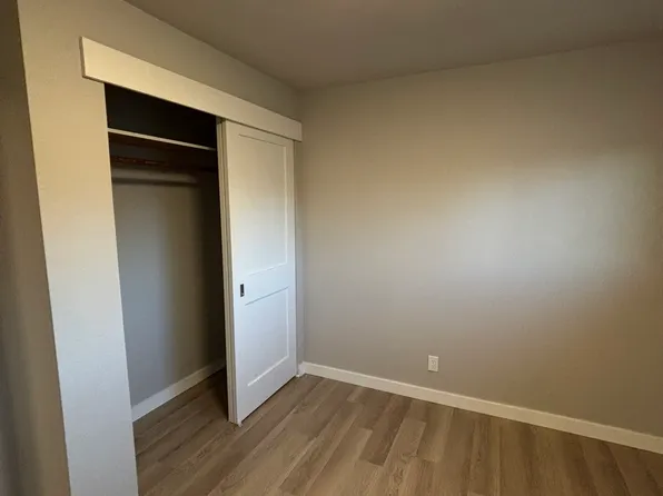 5646 Thurston Rd, Springfield, OR 97478
