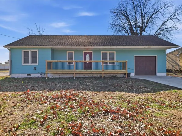 201 W 19th St, Holden, MO 64040