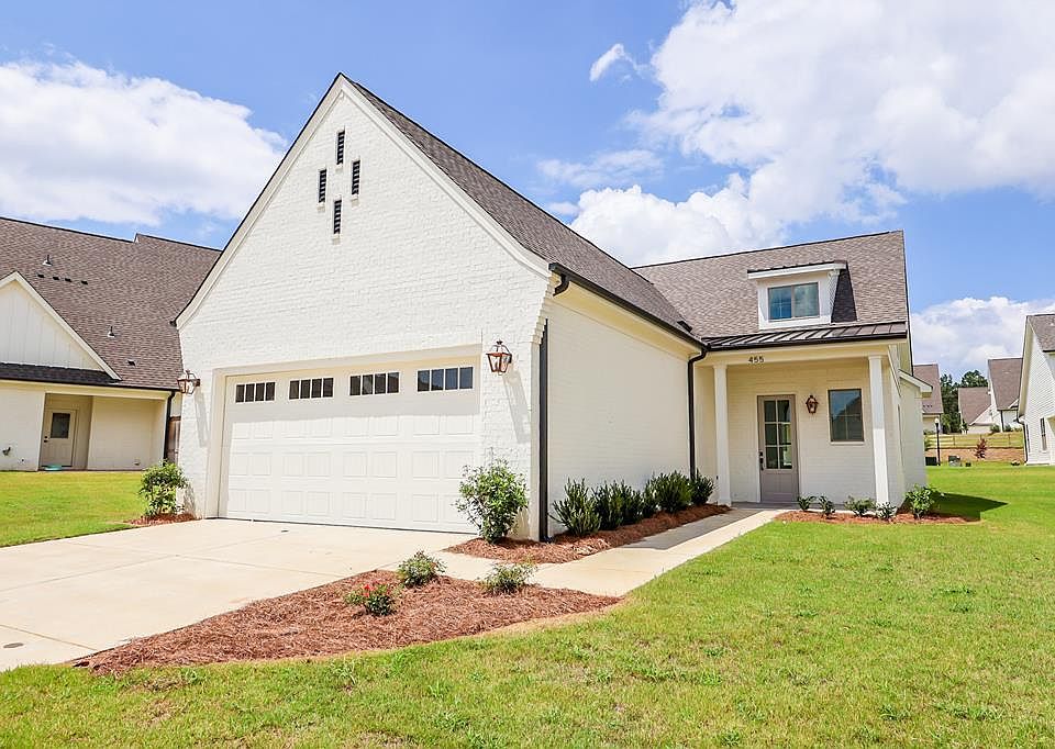 1st image of 455 S Grove Dr
