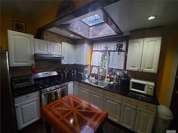 4th image of 105-05 34th Ave