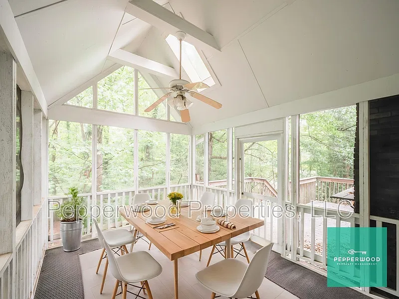 4 bed, 3.0 bath, 3137 sqft, $2,495 — Photo 2