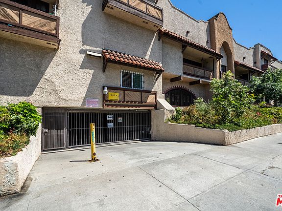 5th image of 444 S Gramercy Pl APT 13