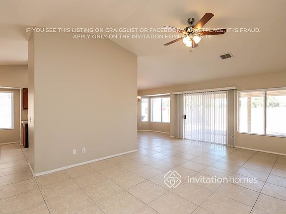 3rd image of 1014 E Hearne Way
