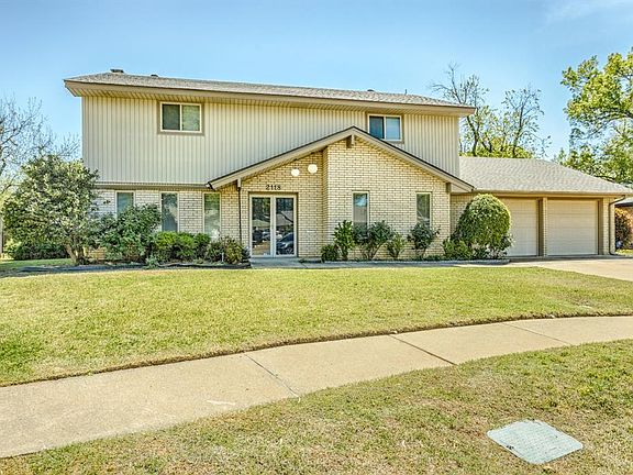 3rd image of 2118 Henderson Ct
