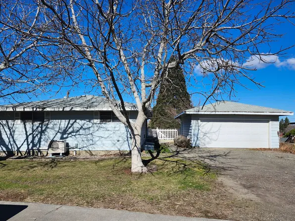 2108 W 9th Pl, Kennewick, WA 99336