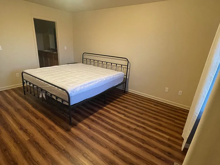 728 SE Scenic View Dr #1A — Photo 11