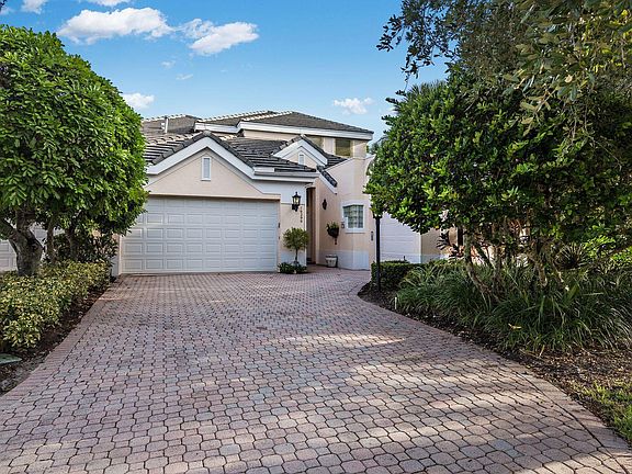 3rd image of 16290 Port Dickinson Dr