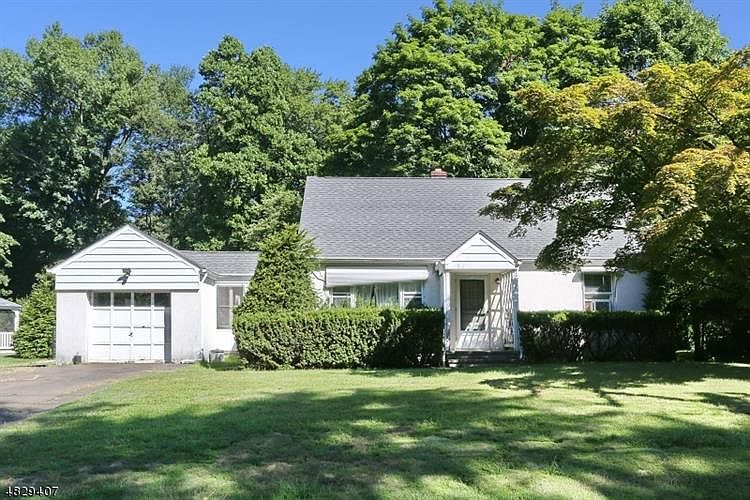 1st image of 739 Mountain Ave