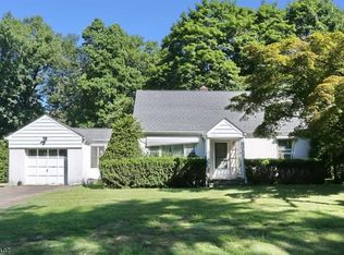 739 Mountain Ave, Wyckoff, NJ 07481