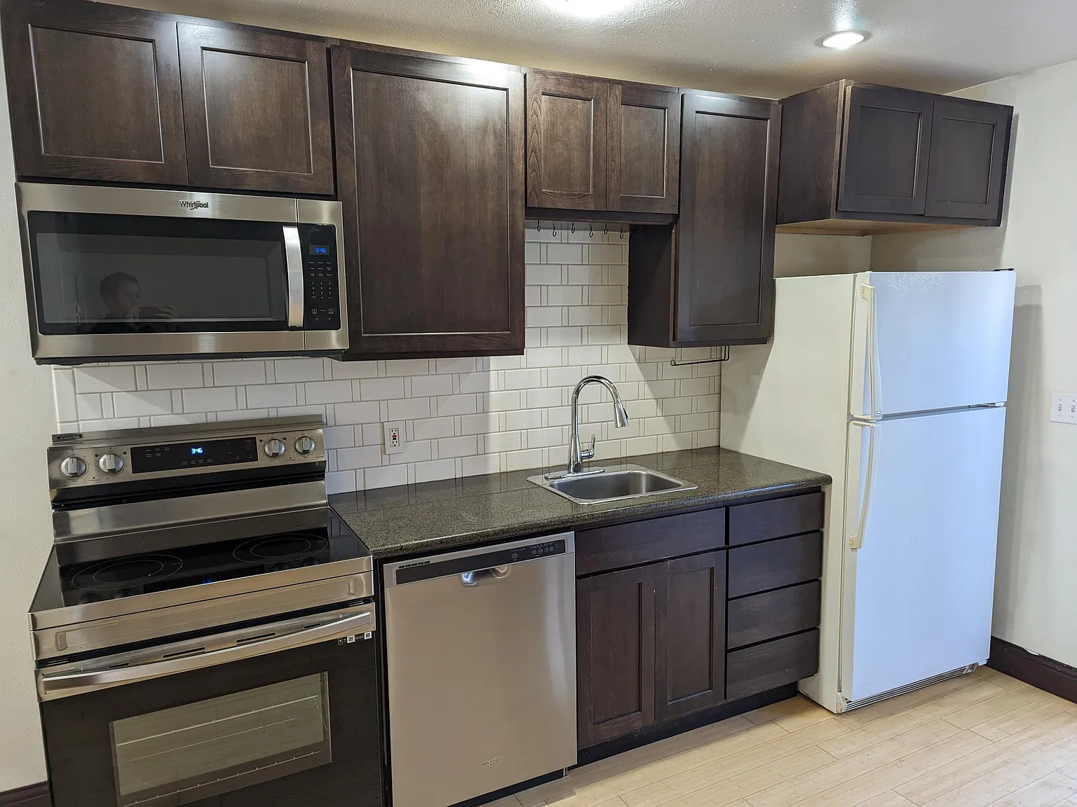 1 bed, 675 sqft, $1,600 — Photo 4