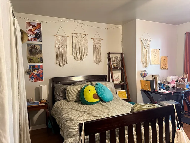 1403 Village Dr — Photo 17