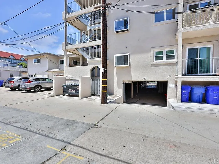 229 Orange Ave #3 — Photo 61