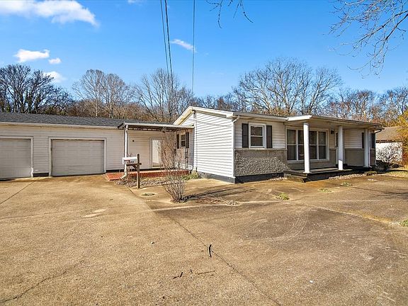 4th image of 1077 Slaters Creek Rd