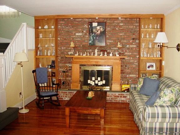 2nd image of 271 Bryant Ave