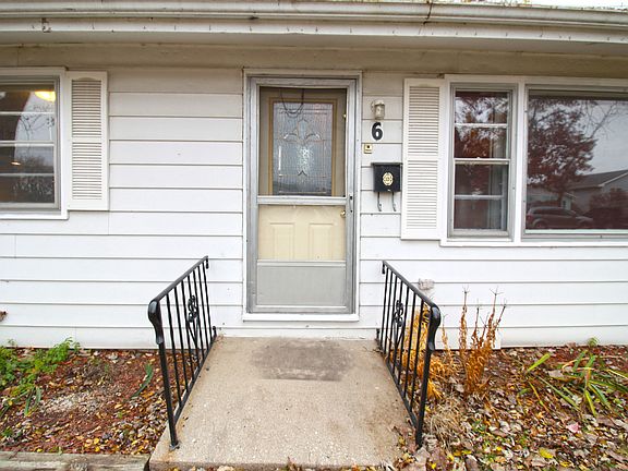 3rd image of 6 E Pineview Dr