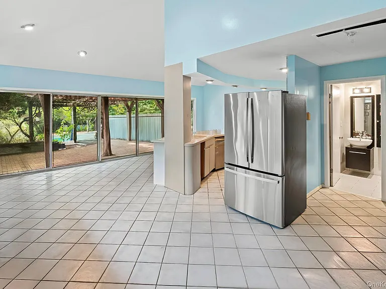 13 Whitney Cir — Photo 34
