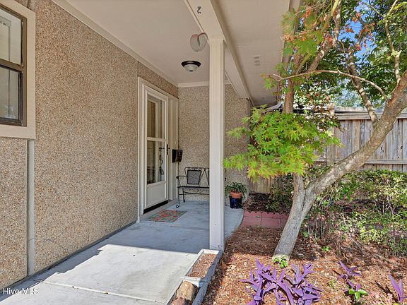 2nd image of 7412 Ridgeview Place