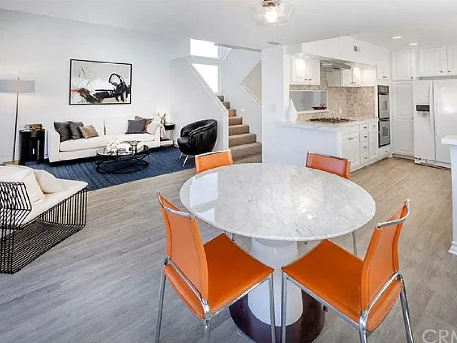 3 bed, 1800 sqft, $7,577 — Photo 4