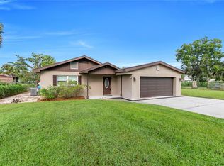 9431 Lake Marion Creek Rd, Haines City, FL 33844