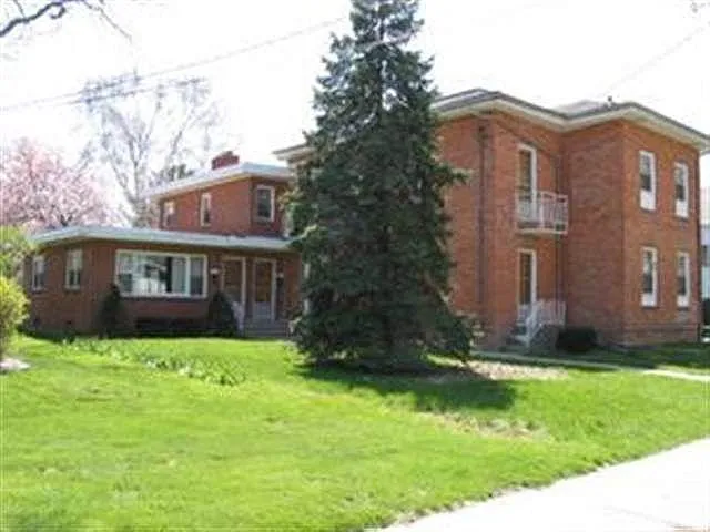 2721 Milwaukee St — Photo 20