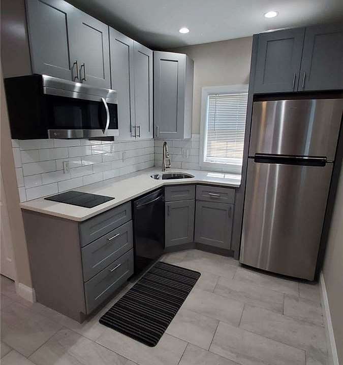 1st image of 635 E Olive St #1