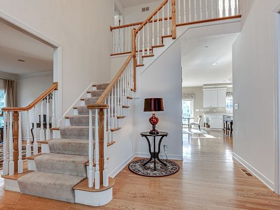5th image of 6319 Farmwood Dr