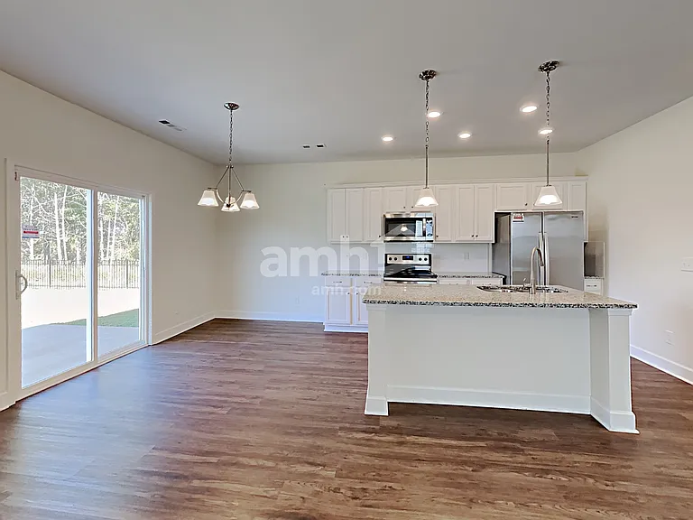 701 Drema Ct — Photo 4