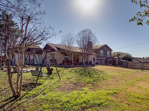 5th image of 1704 Rockmoor Dr