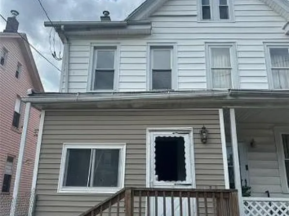 428 N Chestnut St, Mount Carmel, PA 17851