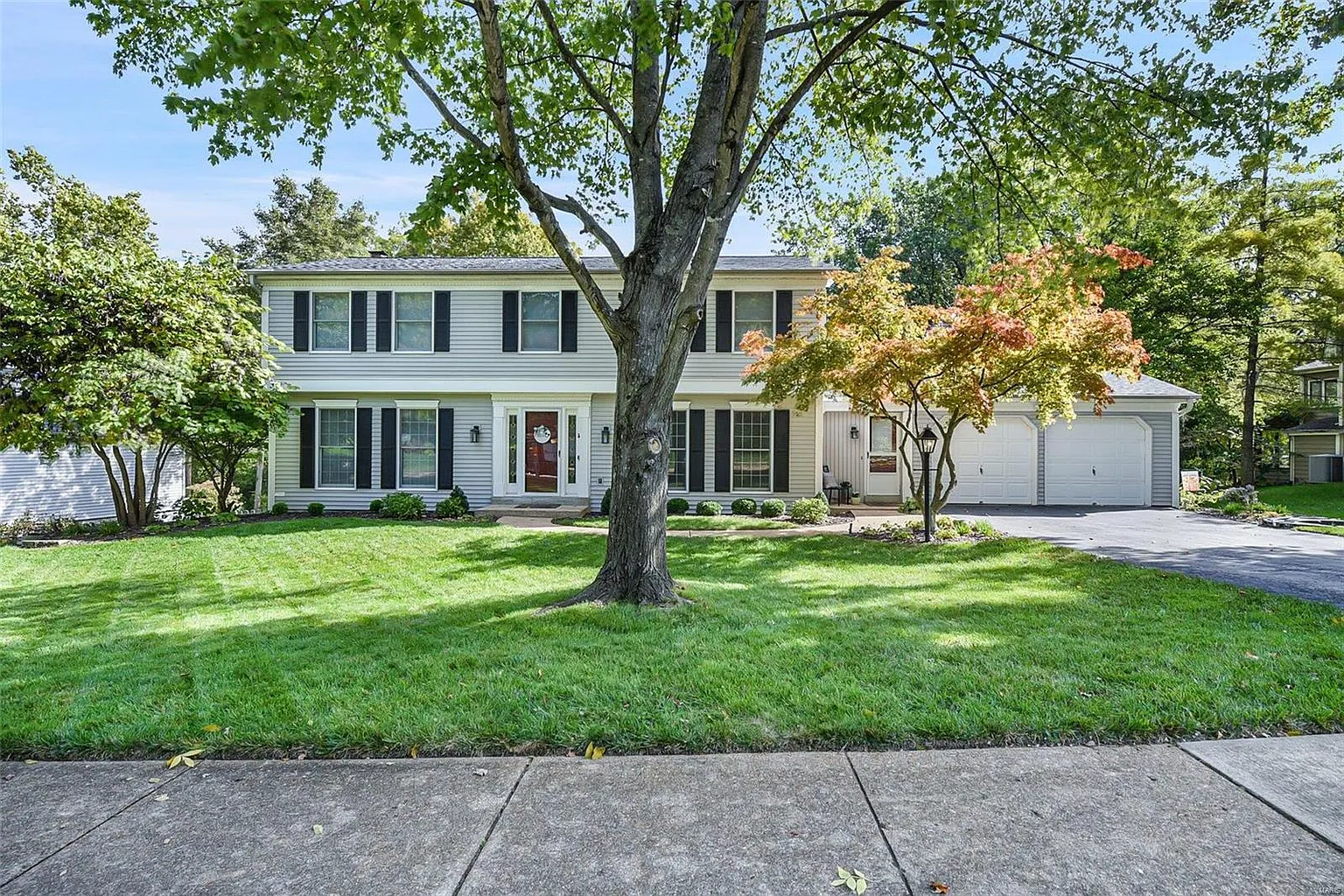 1570 Candish Ln photo 1