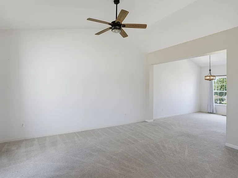 40 Milo Ct — Photo 13