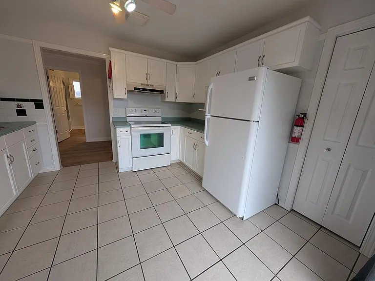 23 Union St — Photo 3
