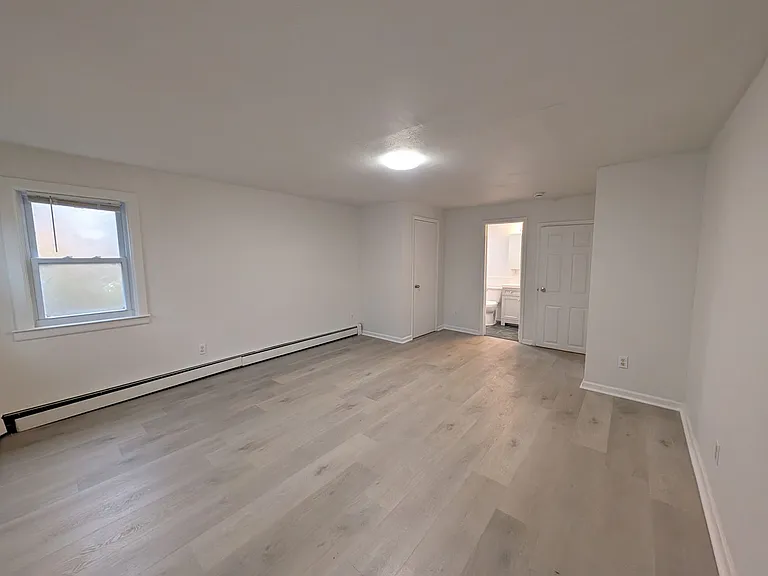 822 Prospect Ave — Photo 50
