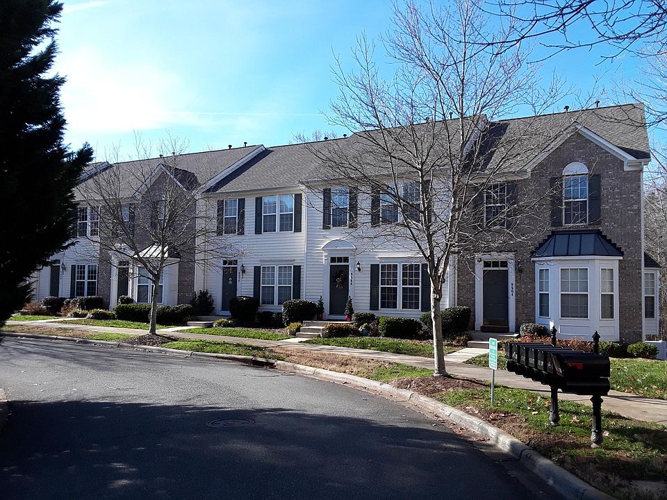 1st image of 9572 Blossom Hill Dr