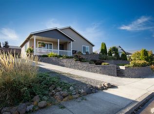 2893 Eugene St, Hood River, OR 97031