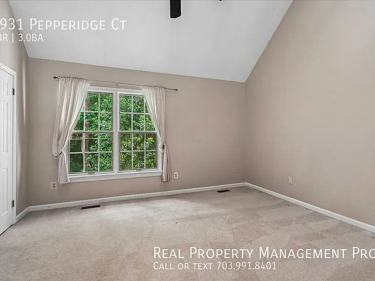 3931 Pepperidge Ct — Photo 10