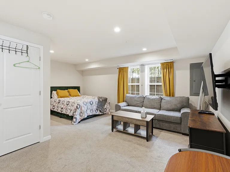 1433 Howard Rd SE — Photo 33