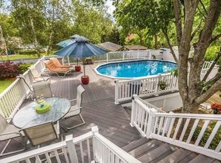 9 Berrywood Ln, Salem, MA 01970
