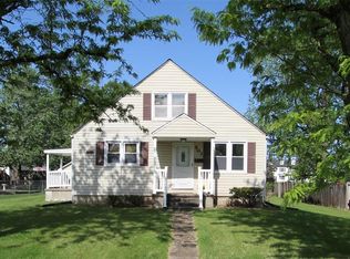 503 Cherry Ln, Warrenton, MO 63383