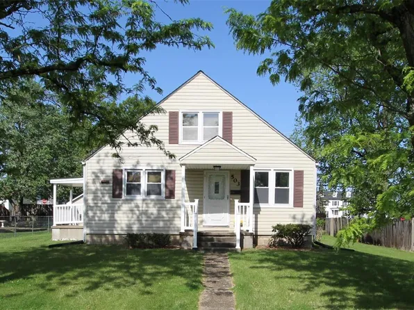 503 Cherry Ln, Warrenton, MO 63383