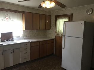 1130 Boni Dr, Pittsburgh, PA 15236