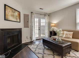 13801 Sauterne Way, Chantilly, VA 20151