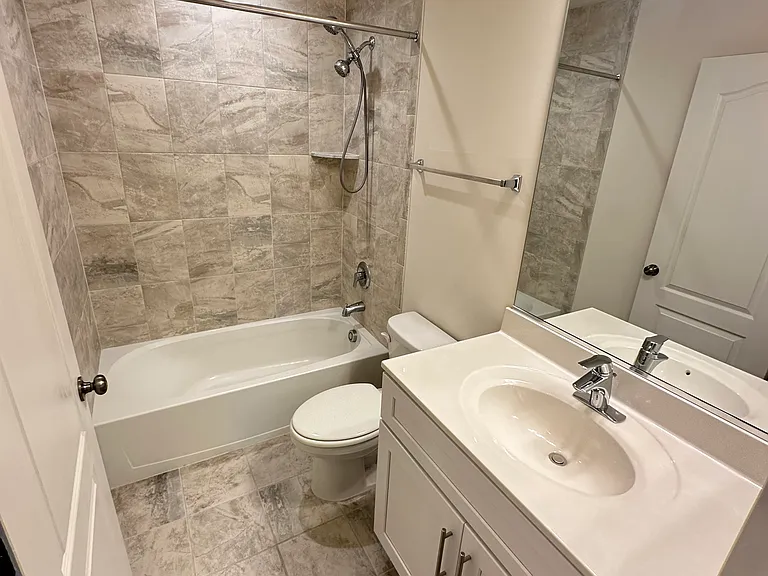 5331 Greenwich Cir — Photo 14