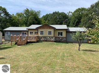 3252 Orchard Hill Rd, Bellaire, MI 49615