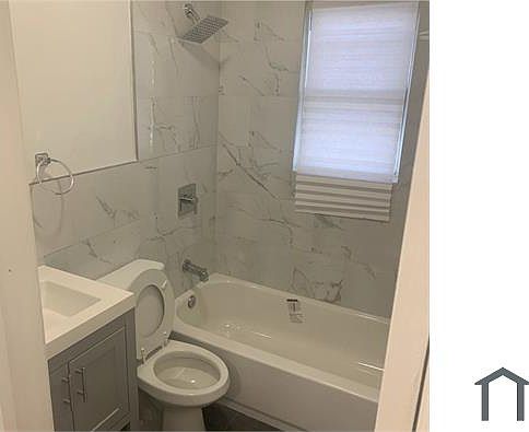 3rd image of 4760 Carpenter Ave Floor 2
