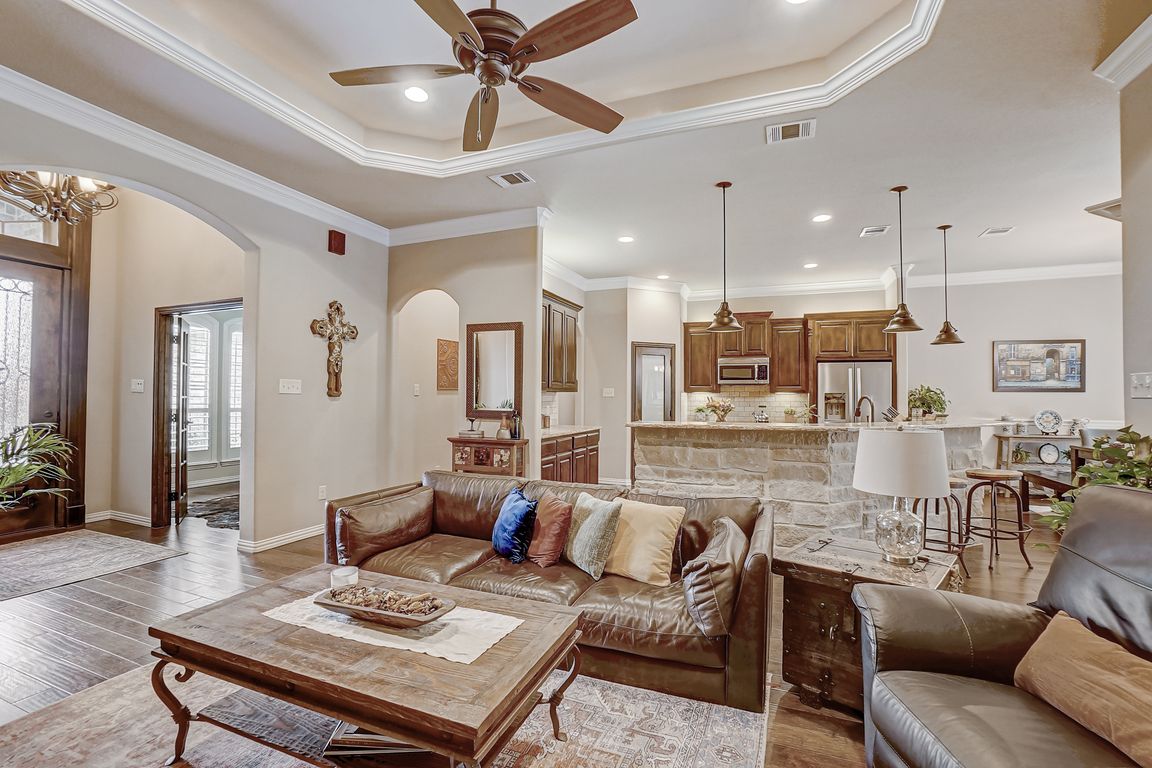 128 Imperial Mammoth Valley Ln, Weatherford, TX 76085 MLS 20455901 Zillow